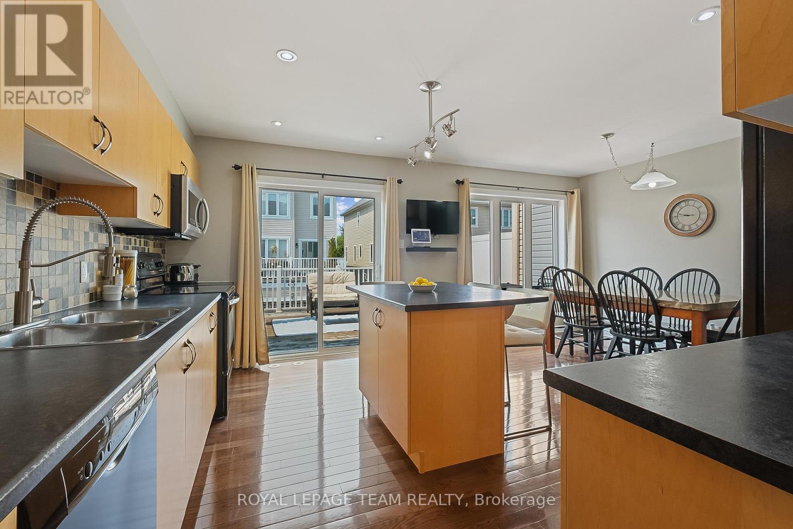 127 Harmattan Avenue, Ottawa, Ontario  K2S 0E4 - Photo 22 - X12315089