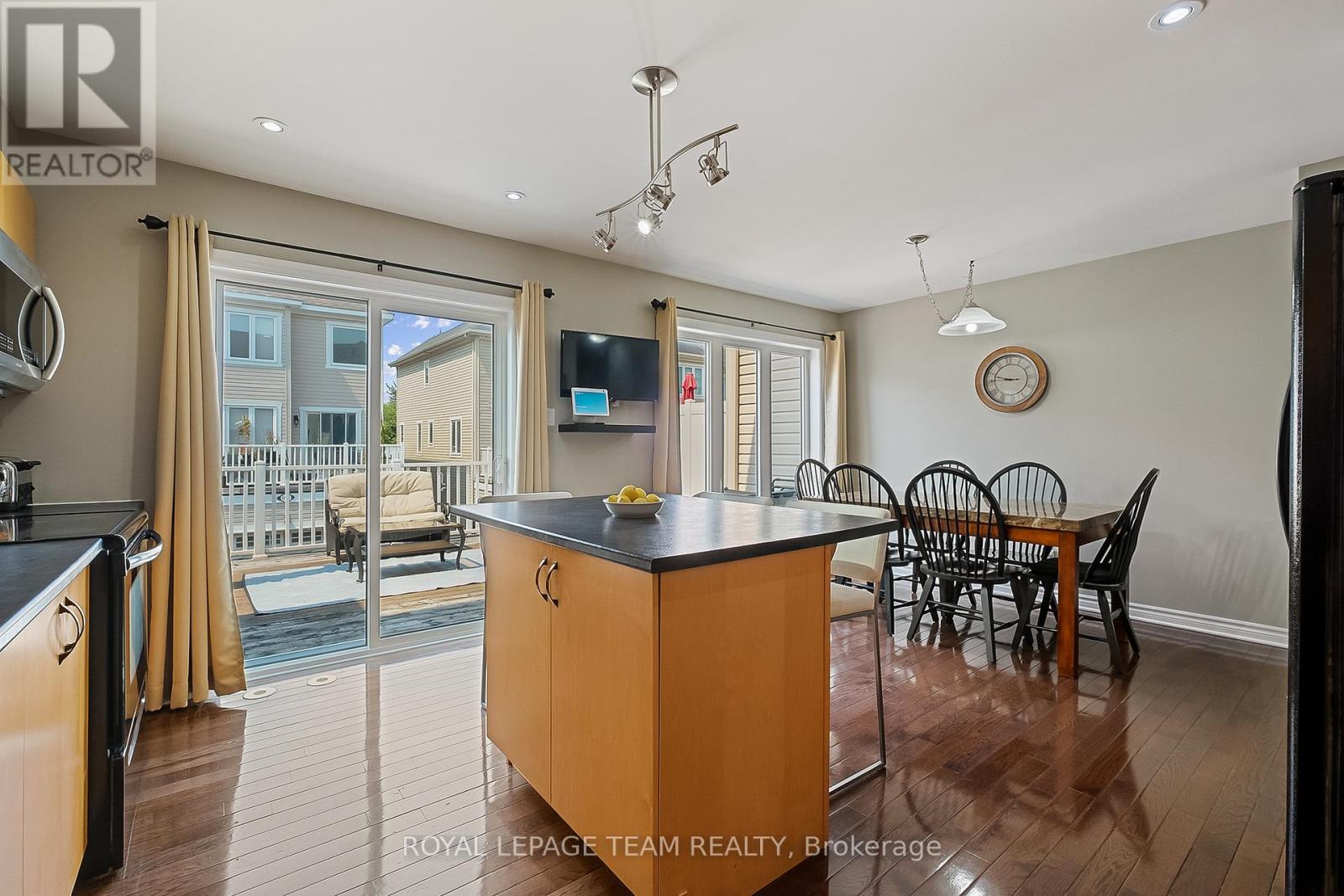 127 Harmattan Avenue, Ottawa, Ontario  K2S 0E4 - Photo 23 - X12315089