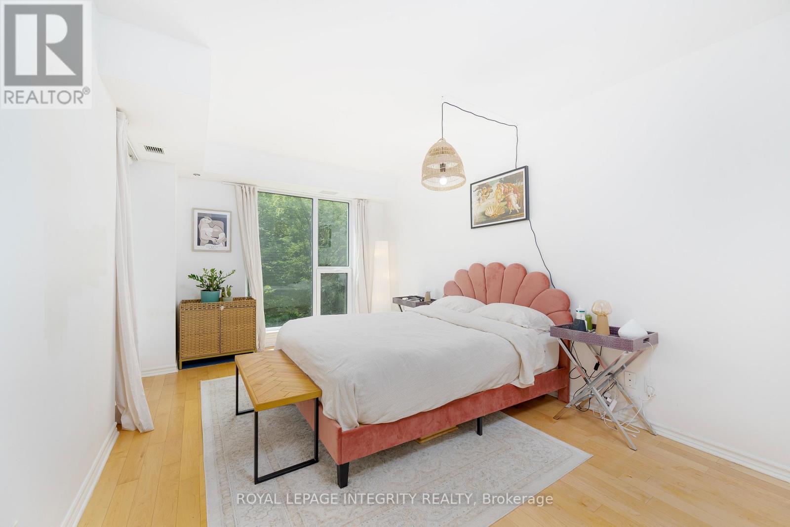 206 - 250 Lett Street, Ottawa, Ontario  K1R 0A8 - Photo 12 - X12315199