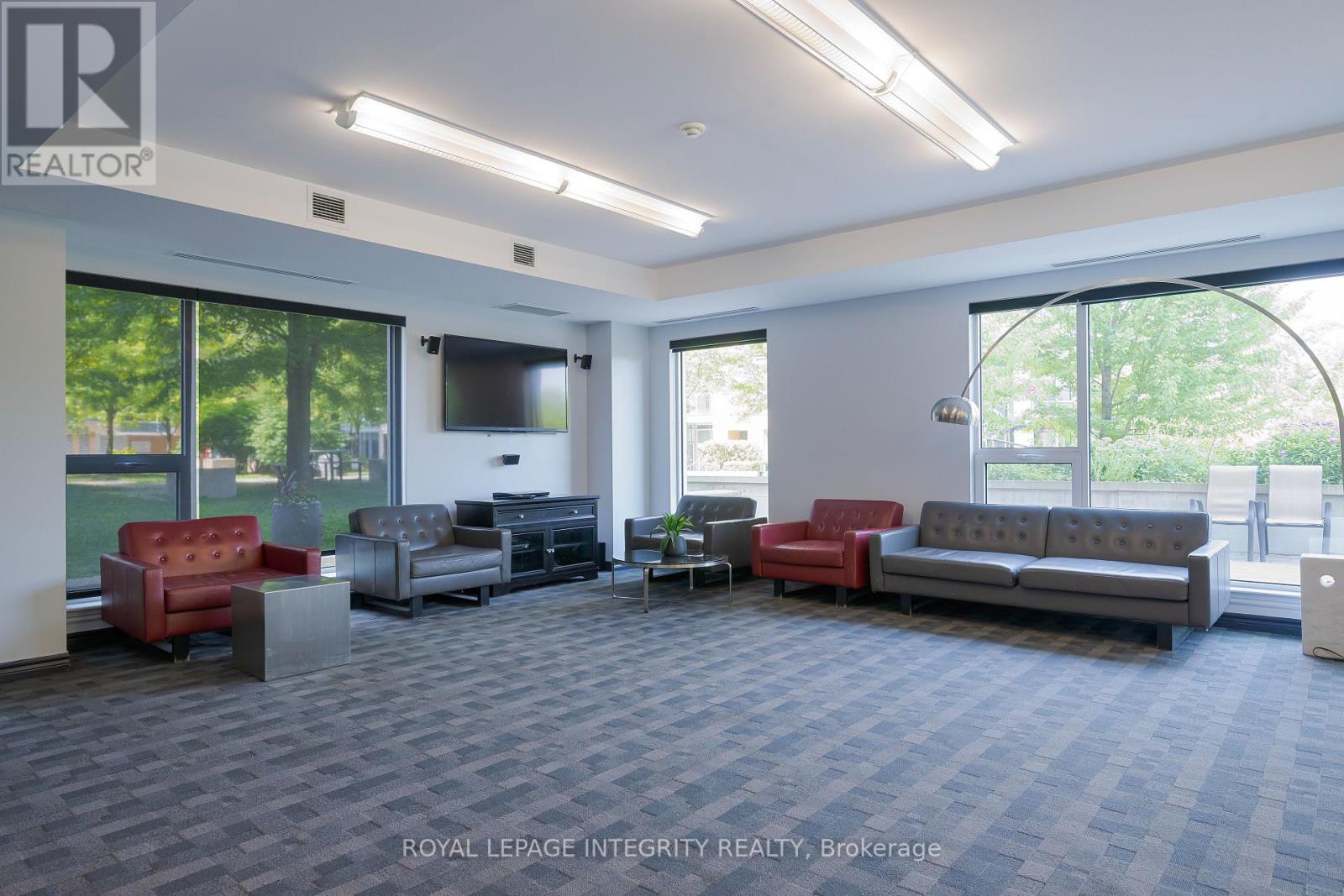 206 - 250 Lett Street, Ottawa, Ontario  K1R 0A8 - Photo 27 - X12315199