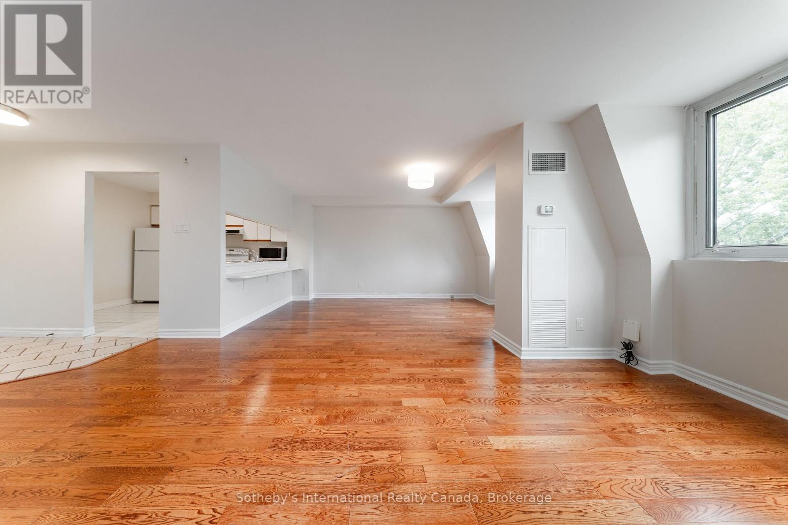 508 - 356 Mcrae Drive, Toronto, Ontario  M4G 4G4 - Photo 10 - C12315091