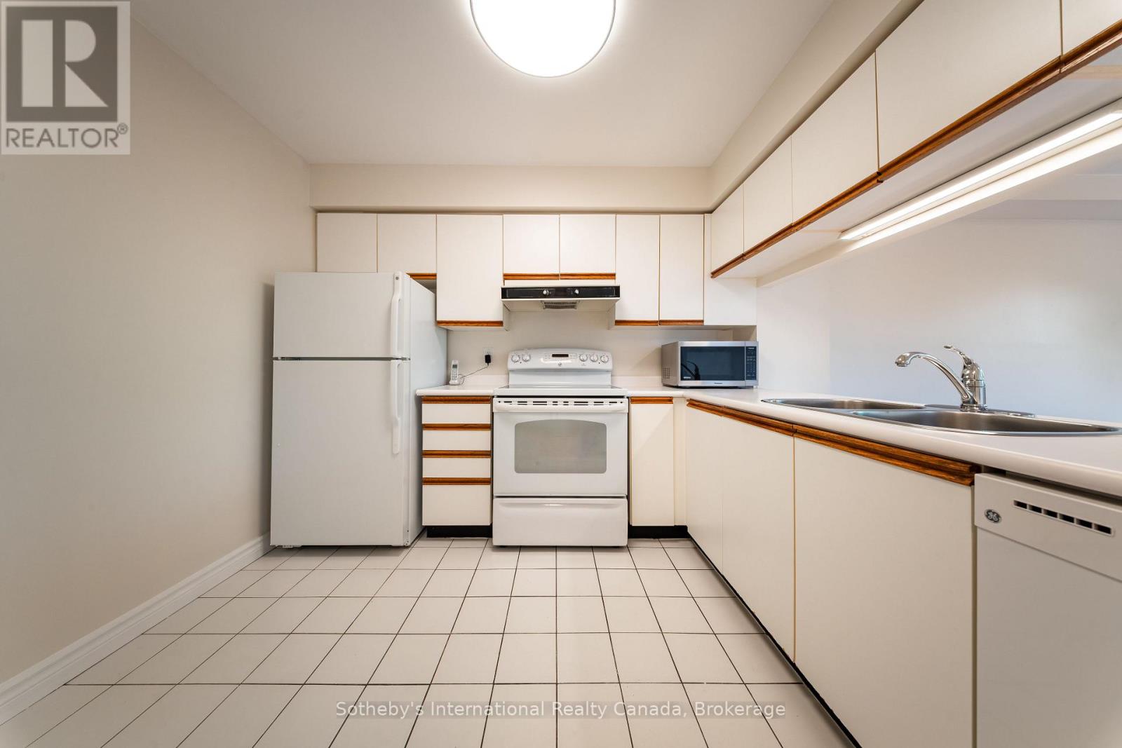 508 - 356 Mcrae Drive, Toronto, Ontario  M4G 4G4 - Photo 13 - C12315091