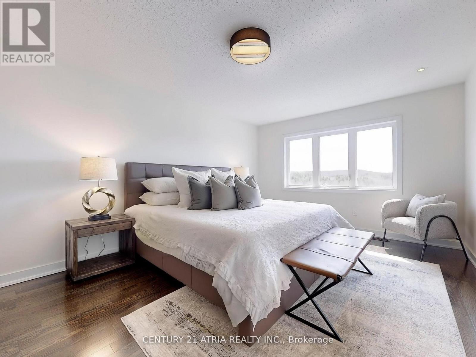 105 Anchusa Drive, Richmond Hill, Ontario  L4E 1C5 - Photo 15 - N12315055