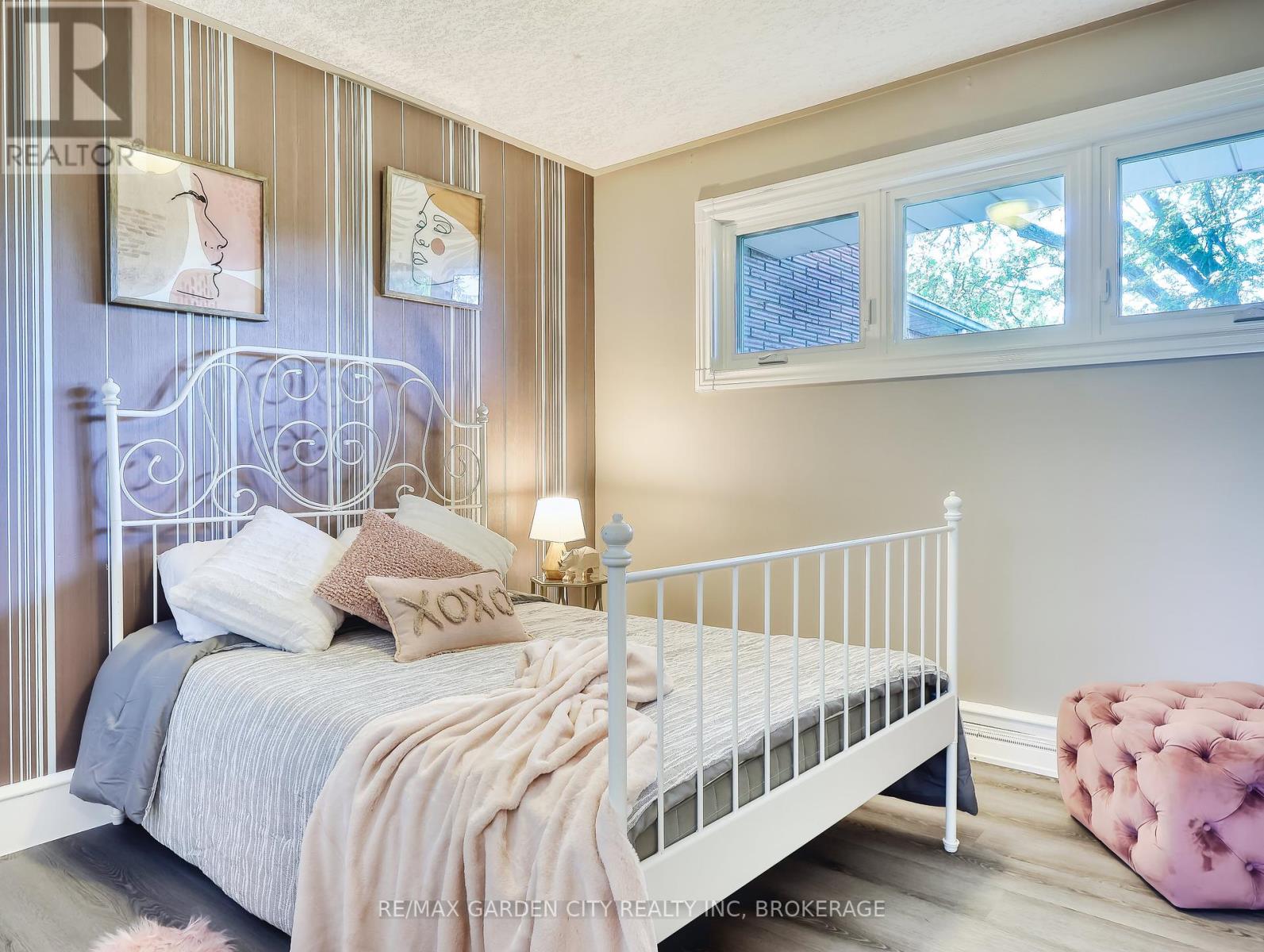 28 Marsdale Drive, St. Catharines, Ontario  L2T 3S3 - Photo 16 - X12315127