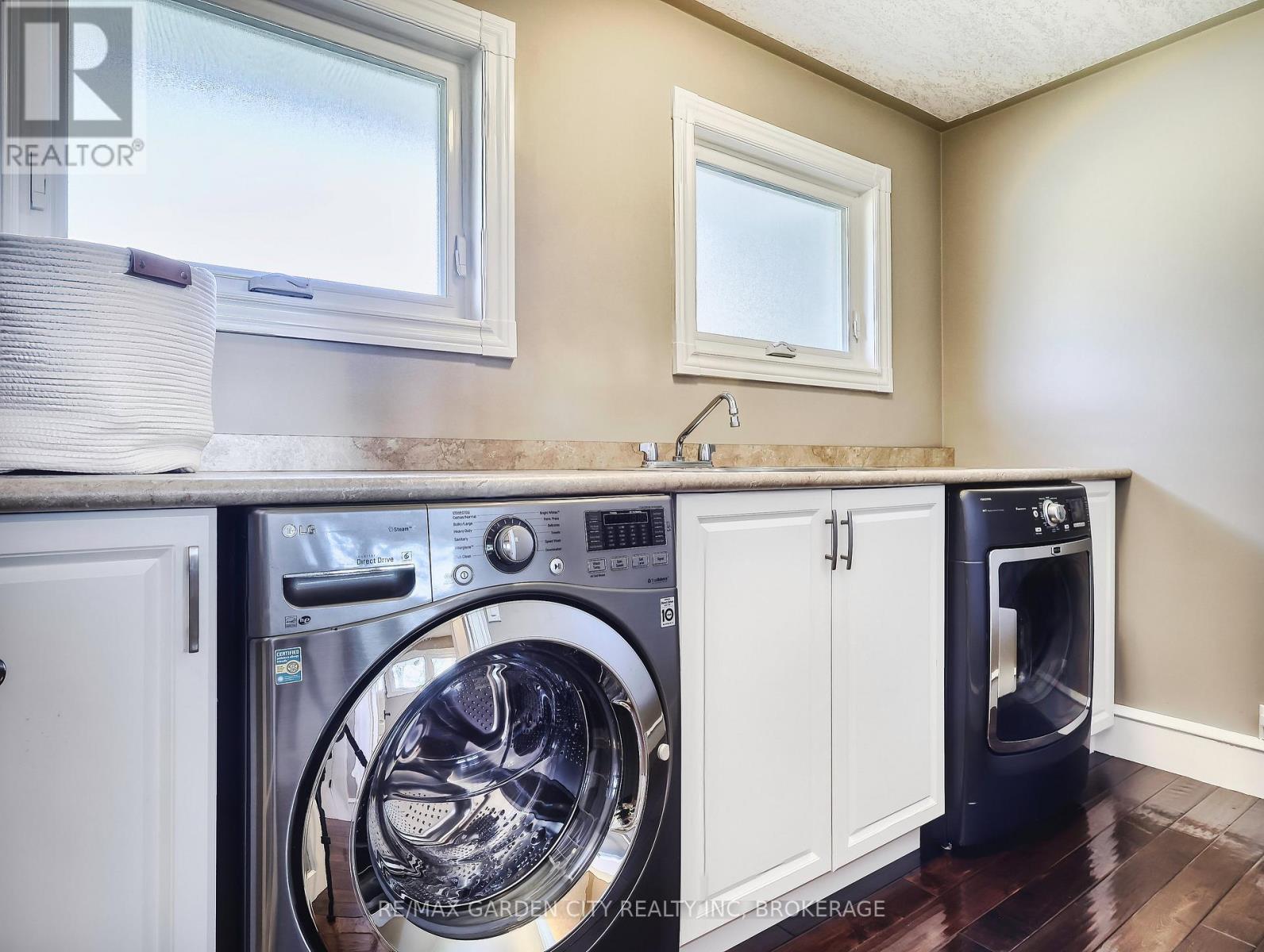 28 Marsdale Drive, St. Catharines, Ontario  L2T 3S3 - Photo 19 - X12315127