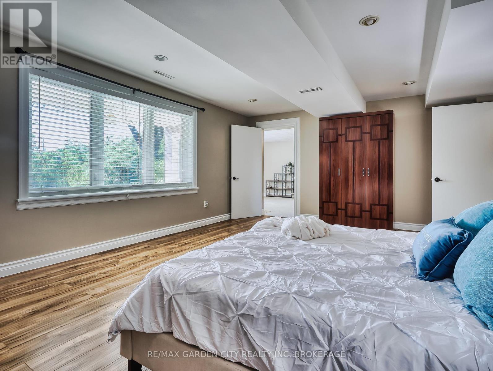28 Marsdale Drive, St. Catharines, Ontario  L2T 3S3 - Photo 30 - X12315127