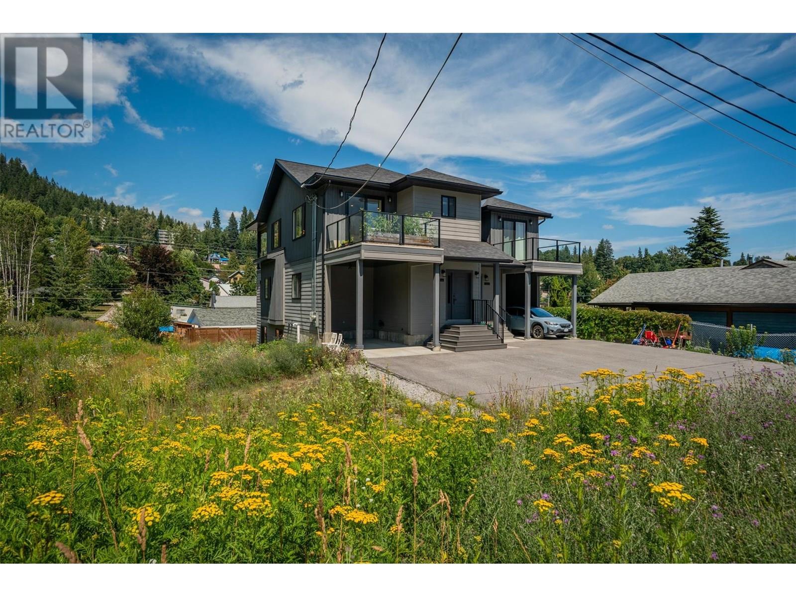 Property at 1606 THOMPSON Avenue Unit# A image 1
