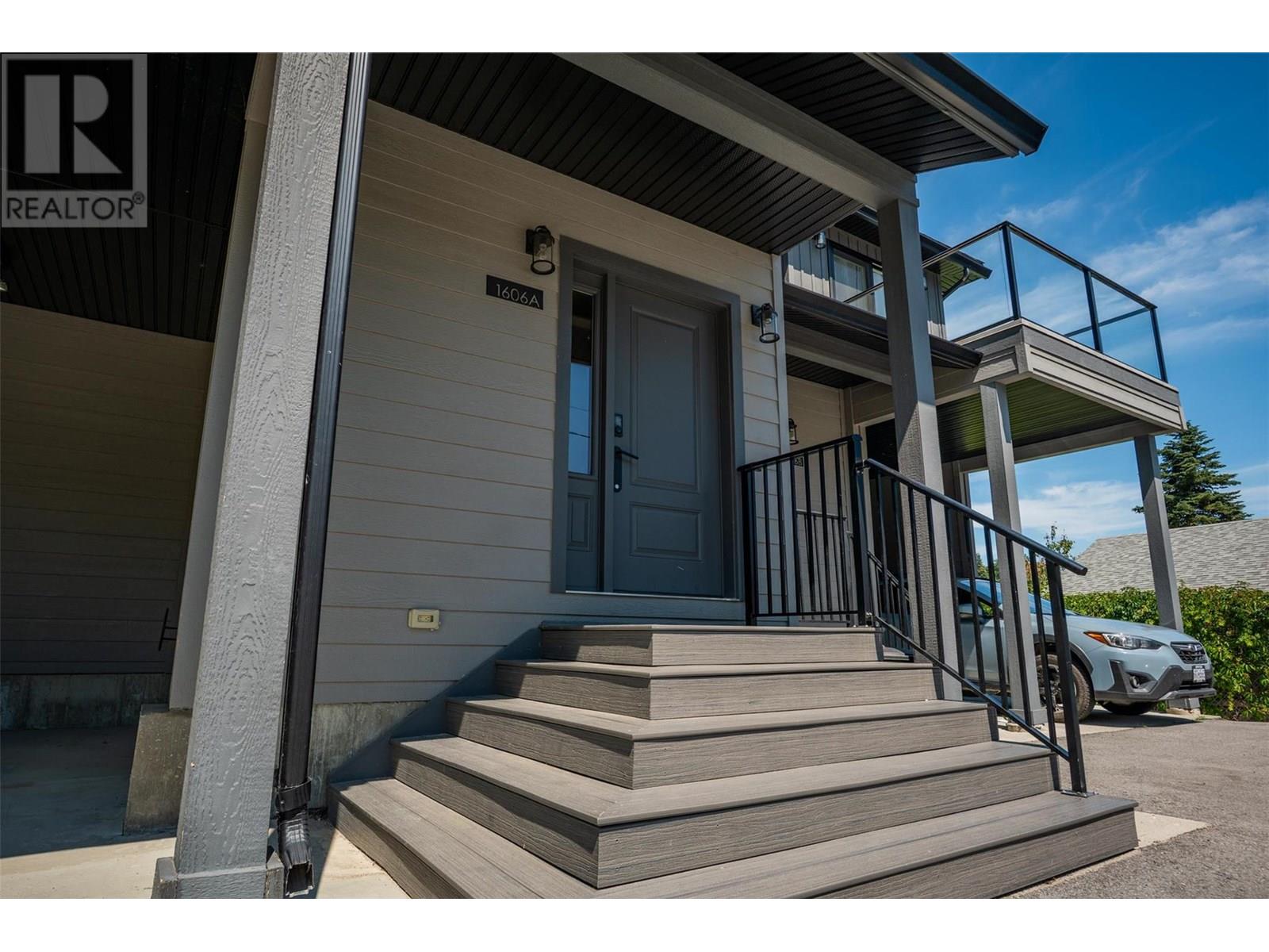 Property at 1606 THOMPSON Avenue Unit# A image 2