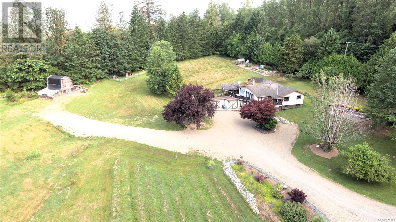 973 Island Hwy, Sayward, British Columbia  V0P 1R0 - Photo 71 - 970298