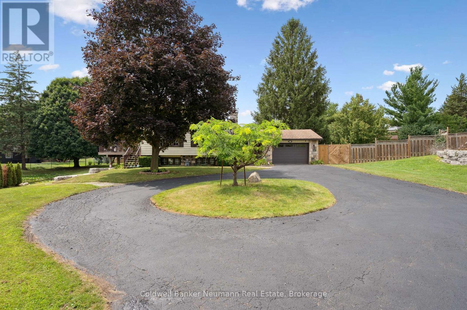 5 A Hamilton Drive, Guelph/eramosa, Ontario  N1H 6J2 - Photo 2 - X12315138