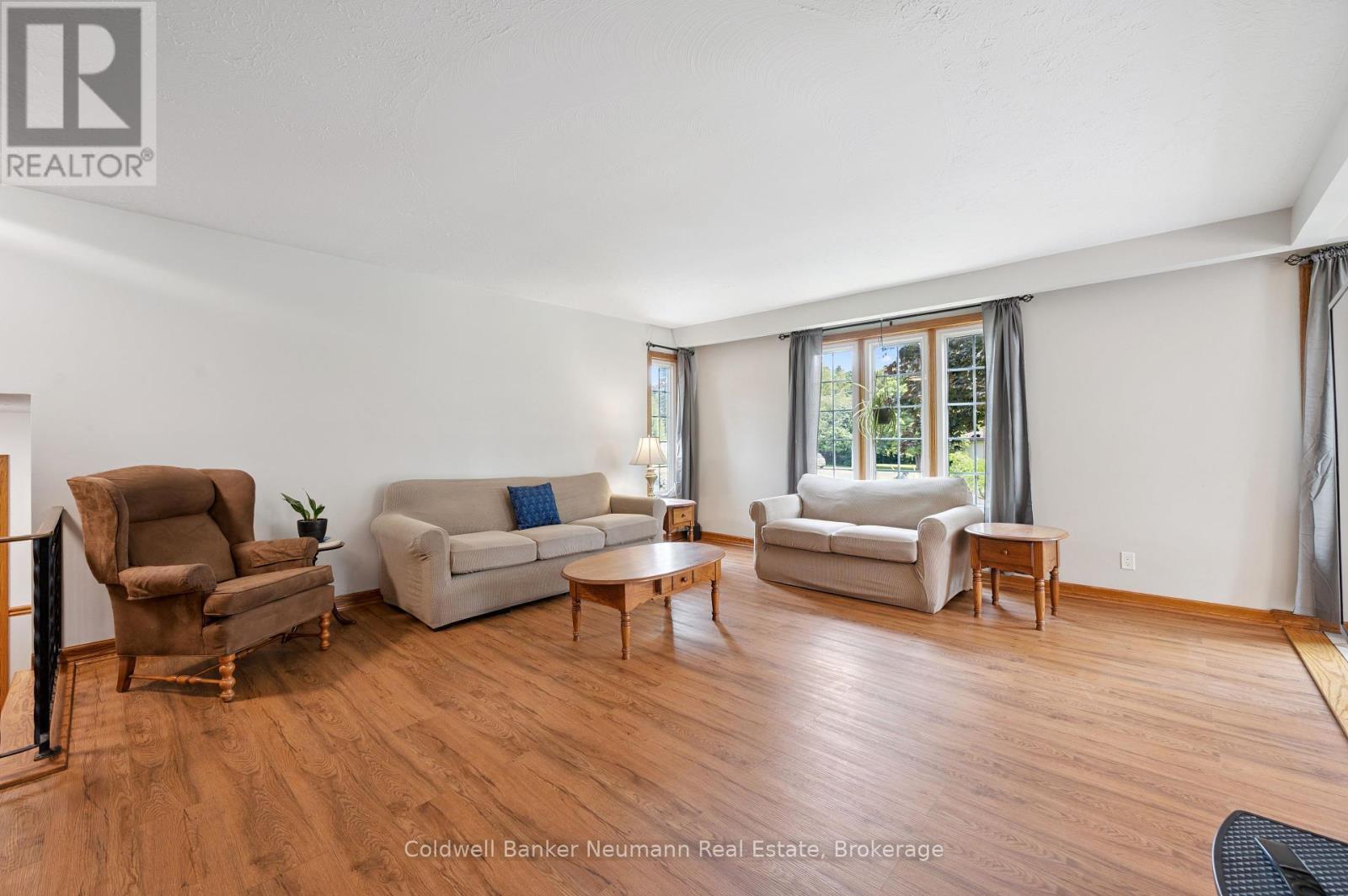 5 A Hamilton Drive, Guelph/eramosa, Ontario  N1H 6J2 - Photo 7 - X12315138