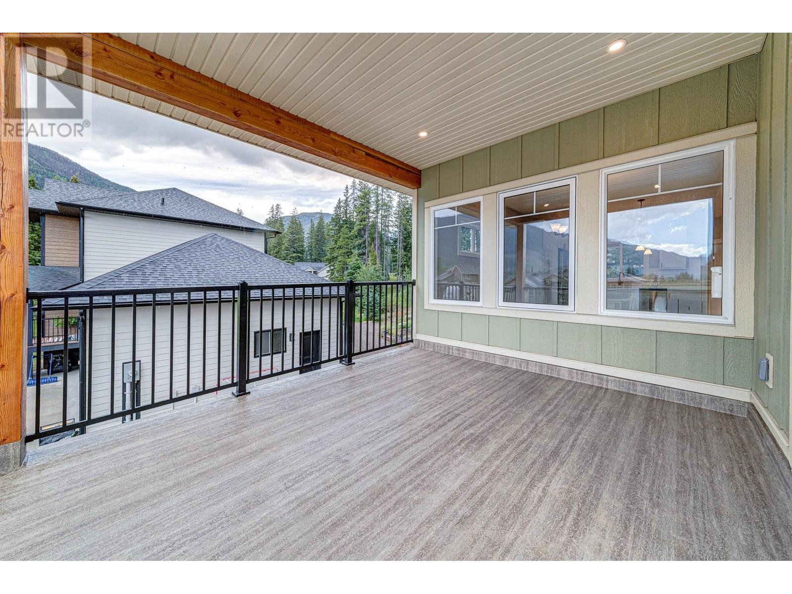 2258 Black Hawk Drive