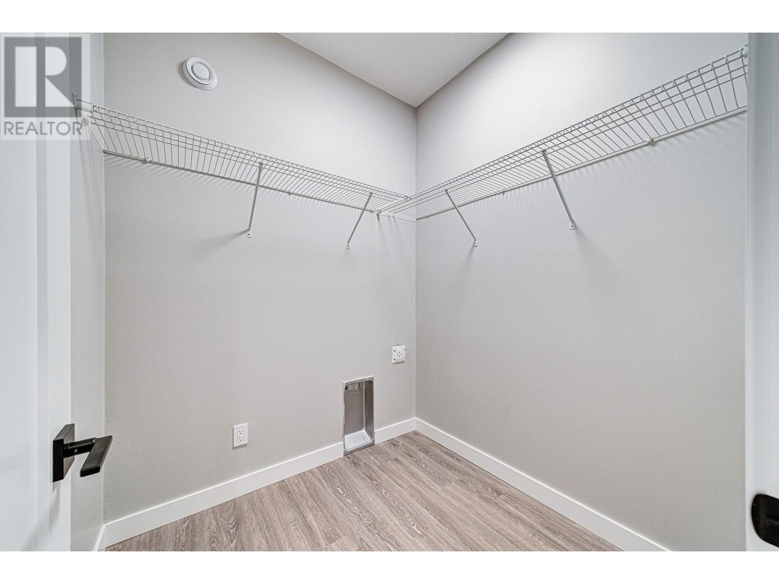 2258 Black Hawk Drive