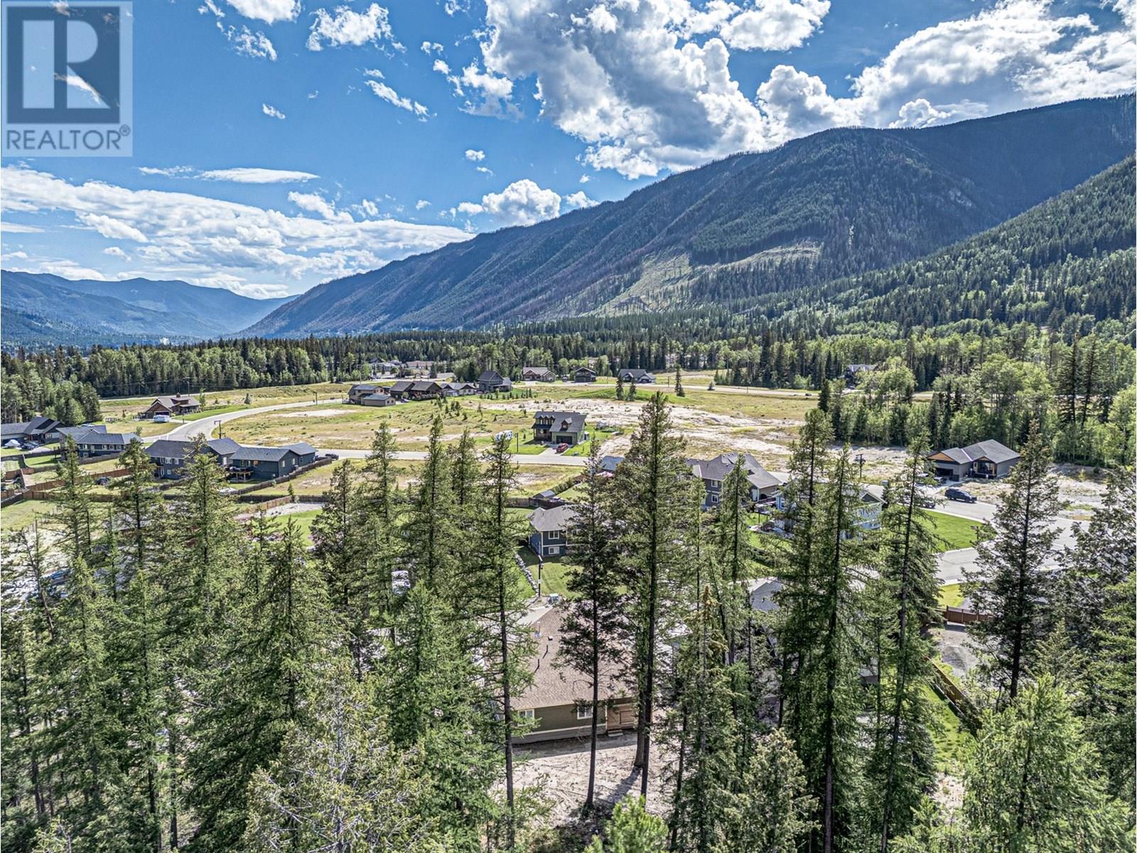 2258 Black Hawk Drive, Sparwood, British Columbia  V0B 2G2 - Photo 66 - 10357626