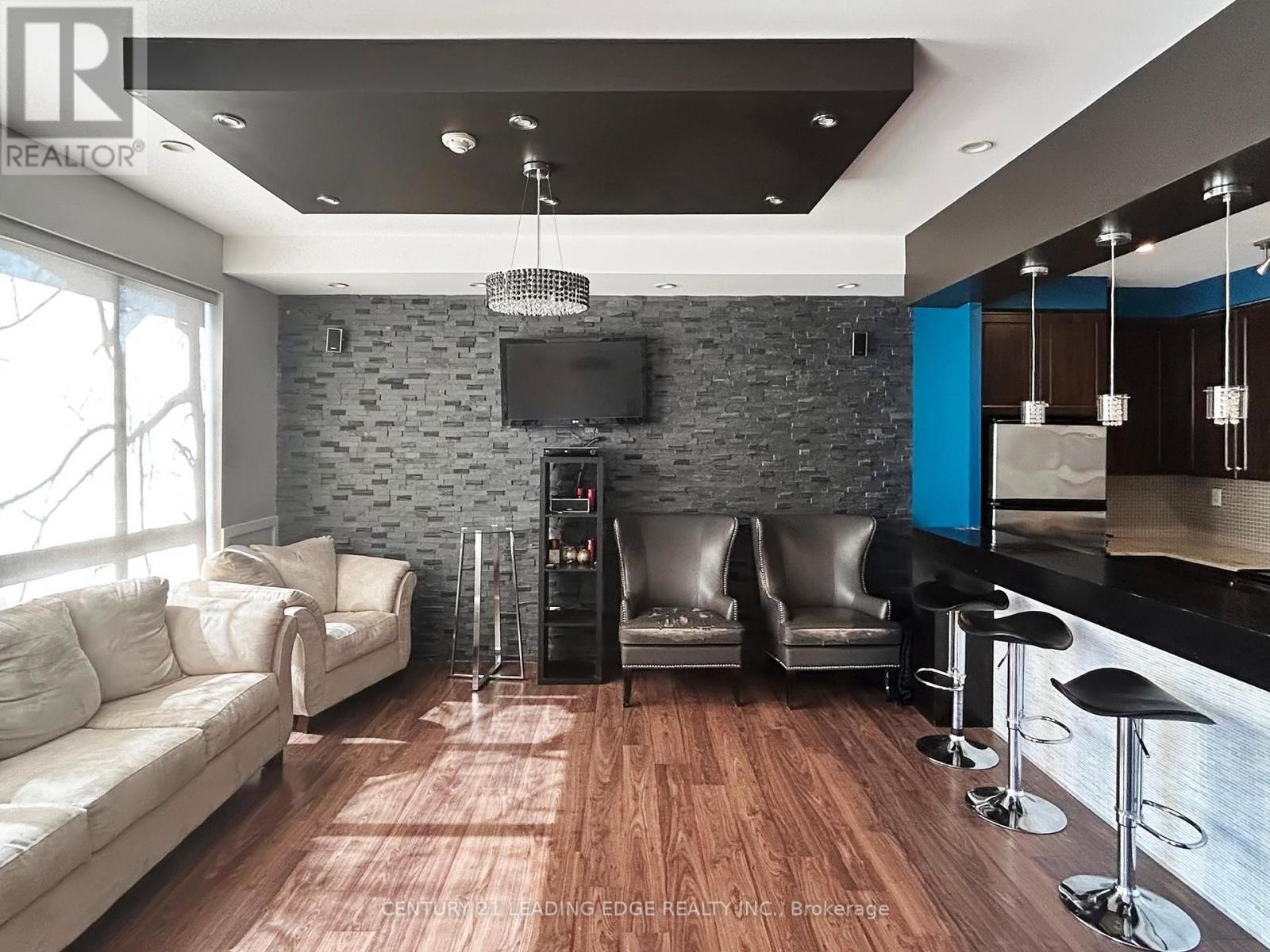 Lph6 - 777 Steeles Avenue W, Toronto, Ontario  M2R 3Y4 - Photo 33 - C12315086