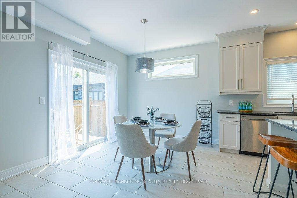 377 Willowbrook Drive, Welland, Ontario  L3C 0G4 - Photo 11 - X12315295
