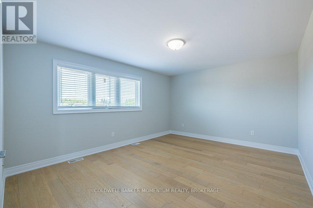 377 Willowbrook Drive, Welland, Ontario  L3C 0G4 - Photo 27 - X12315295