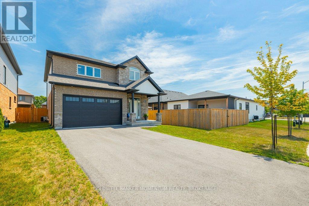 377 Willowbrook Drive, Welland, Ontario  L3C 0G4 - Photo 3 - X12315295
