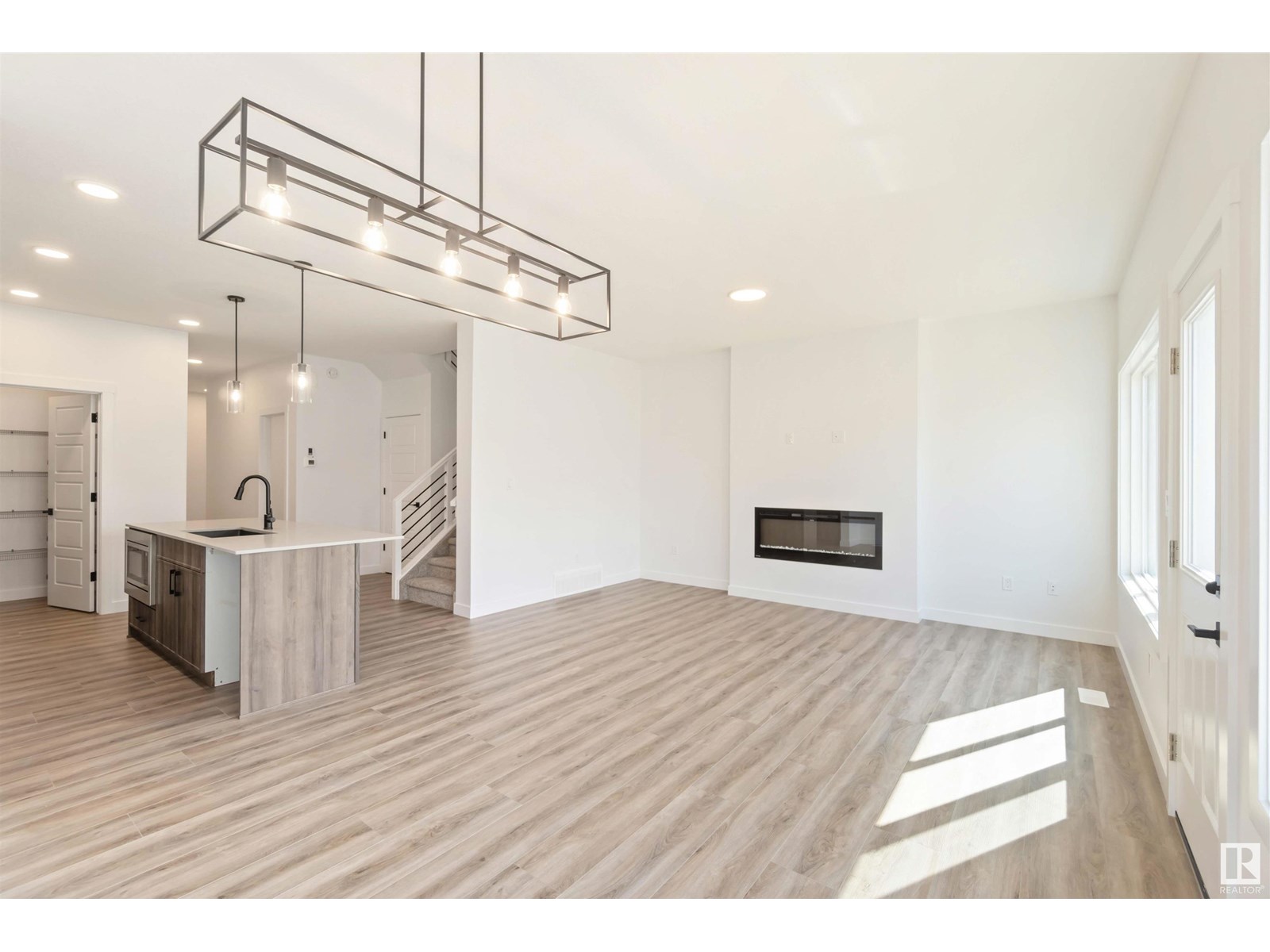 8535 181 Av Nw, Edmonton, Alberta  T5Z 0X1 - Photo 11 - E4444130