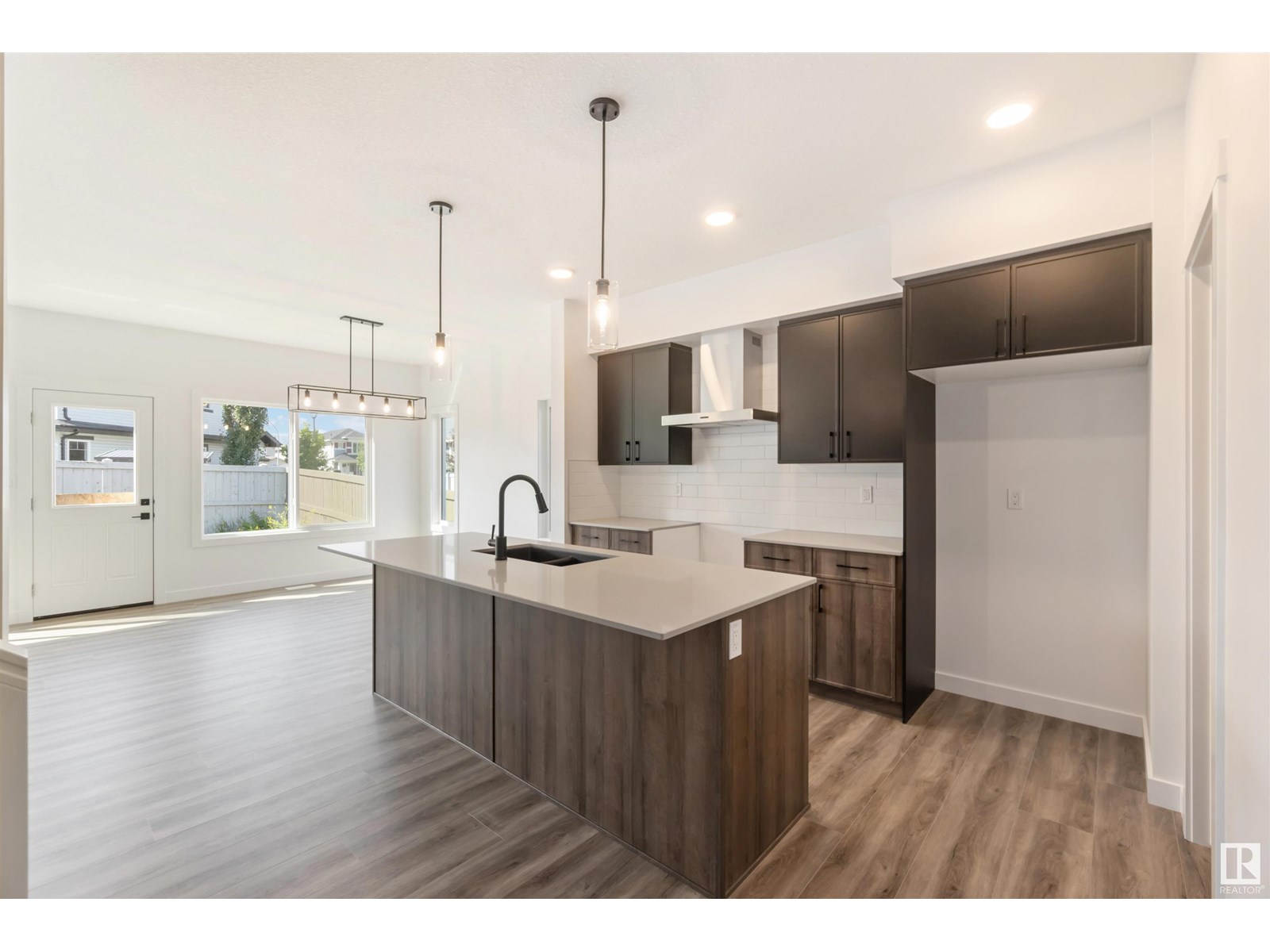 Property at 8535 181 AV NW image 2