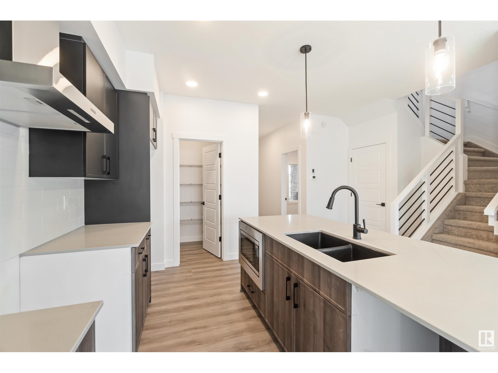 8535 181 Av Nw, Edmonton, Alberta  T5Z 0X1 - Photo 18 - E4444130