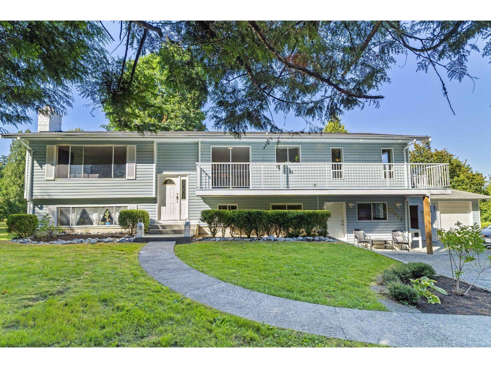 Property at 29615 CAMELOT AVENUE image 1