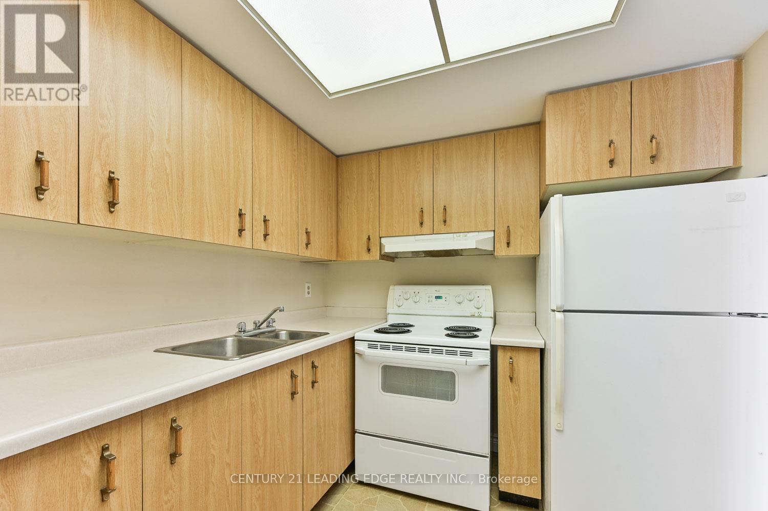 Ph2 - 100 Anna Russell Way, Markham, Ontario  L3R 6C7 - Photo 15 - N12315085