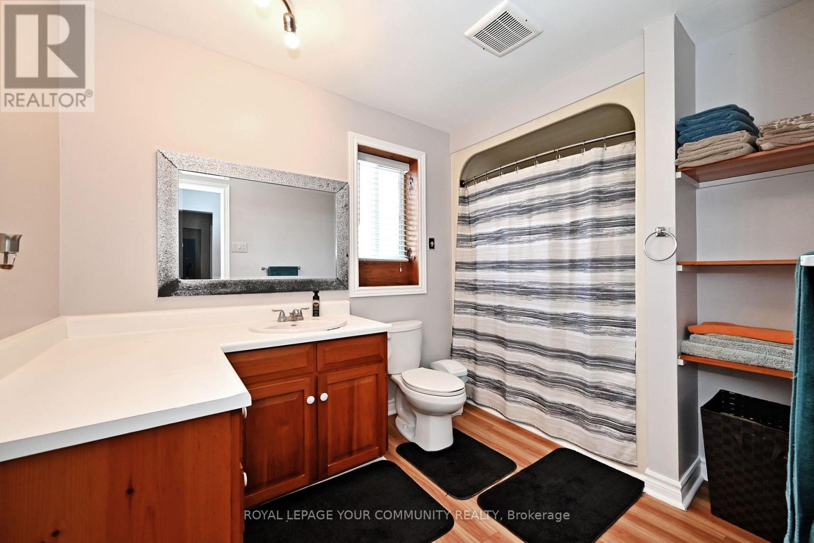 240 King Street, King, Ontario  L3Y 4V9 - Photo 14 - N12315219