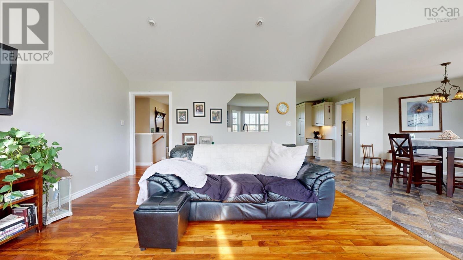 4768 Highway 1, South Berwick, Nova Scotia  B0P 1E0 - Photo 22 - 202509972