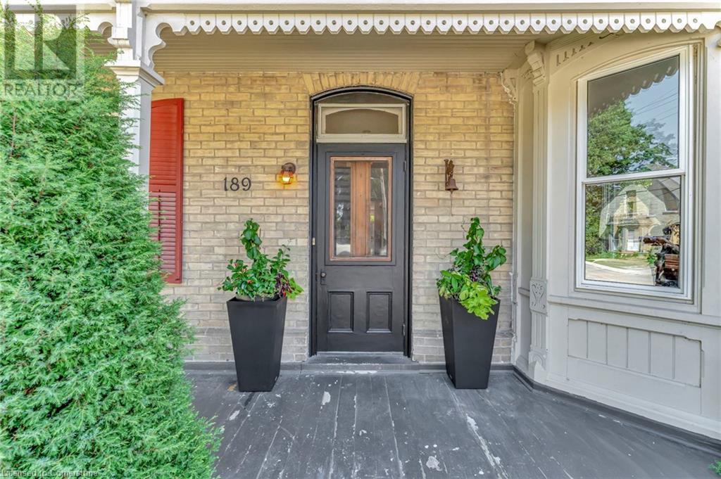 Property at 189 STANLEY Street image 5