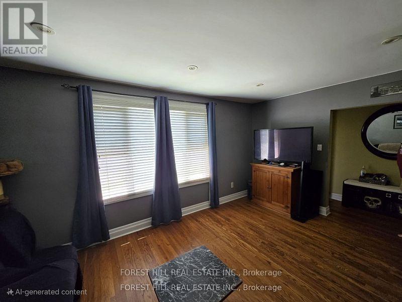 272 Richard Clark Drive, Toronto, Ontario  M3M 1W4 - Photo 9 - W12315185