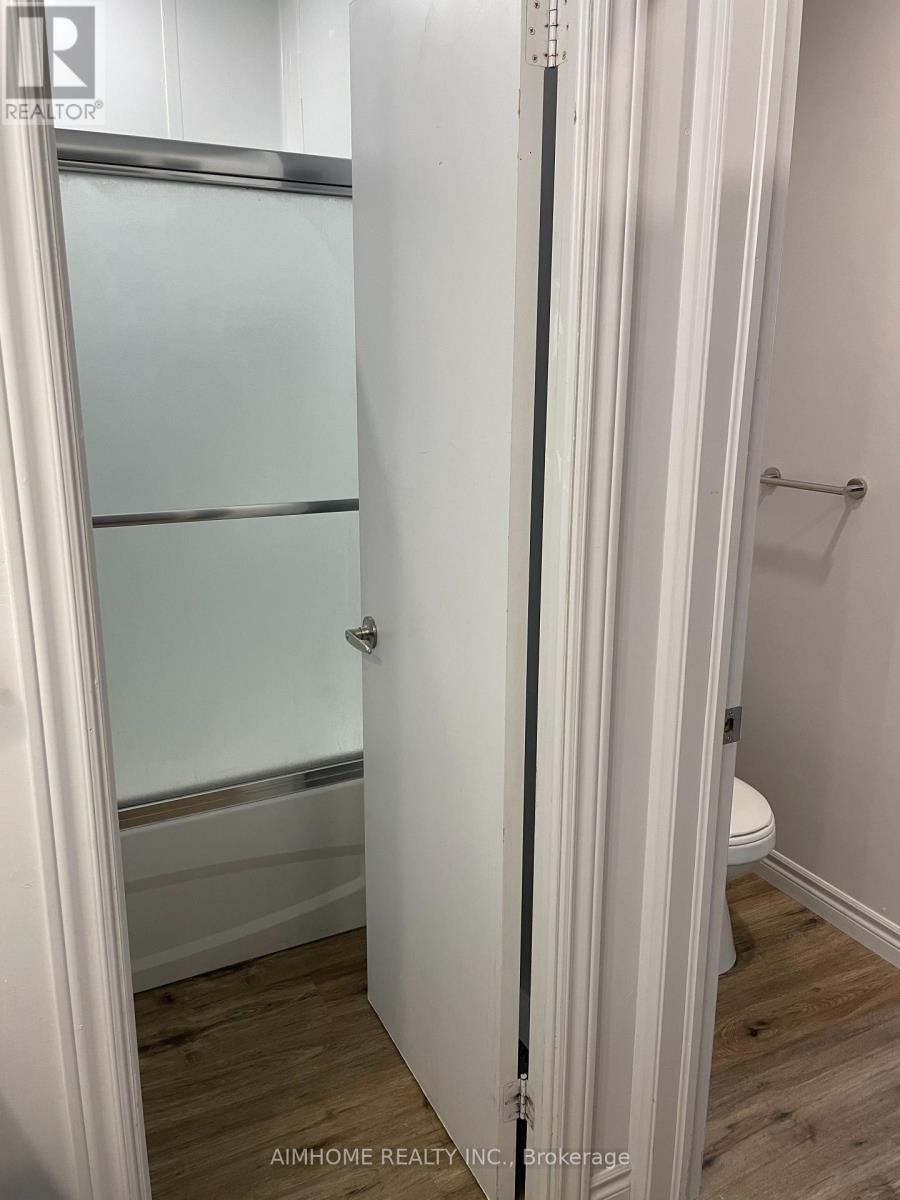 1 - 113 Westmount Road N, Waterloo, Ontario  N2L 5G5 - Photo 8 - X12315151