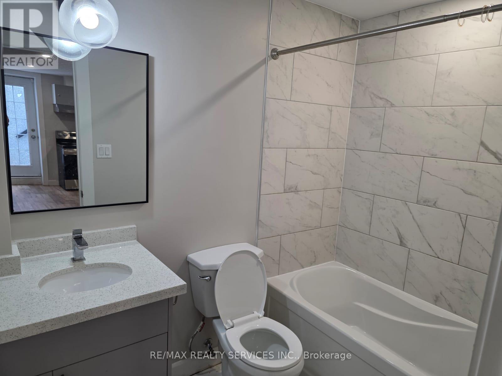 1182 Silverfox Drive, London North, Ontario  N6G 0C8 - Photo 23 - X12315173