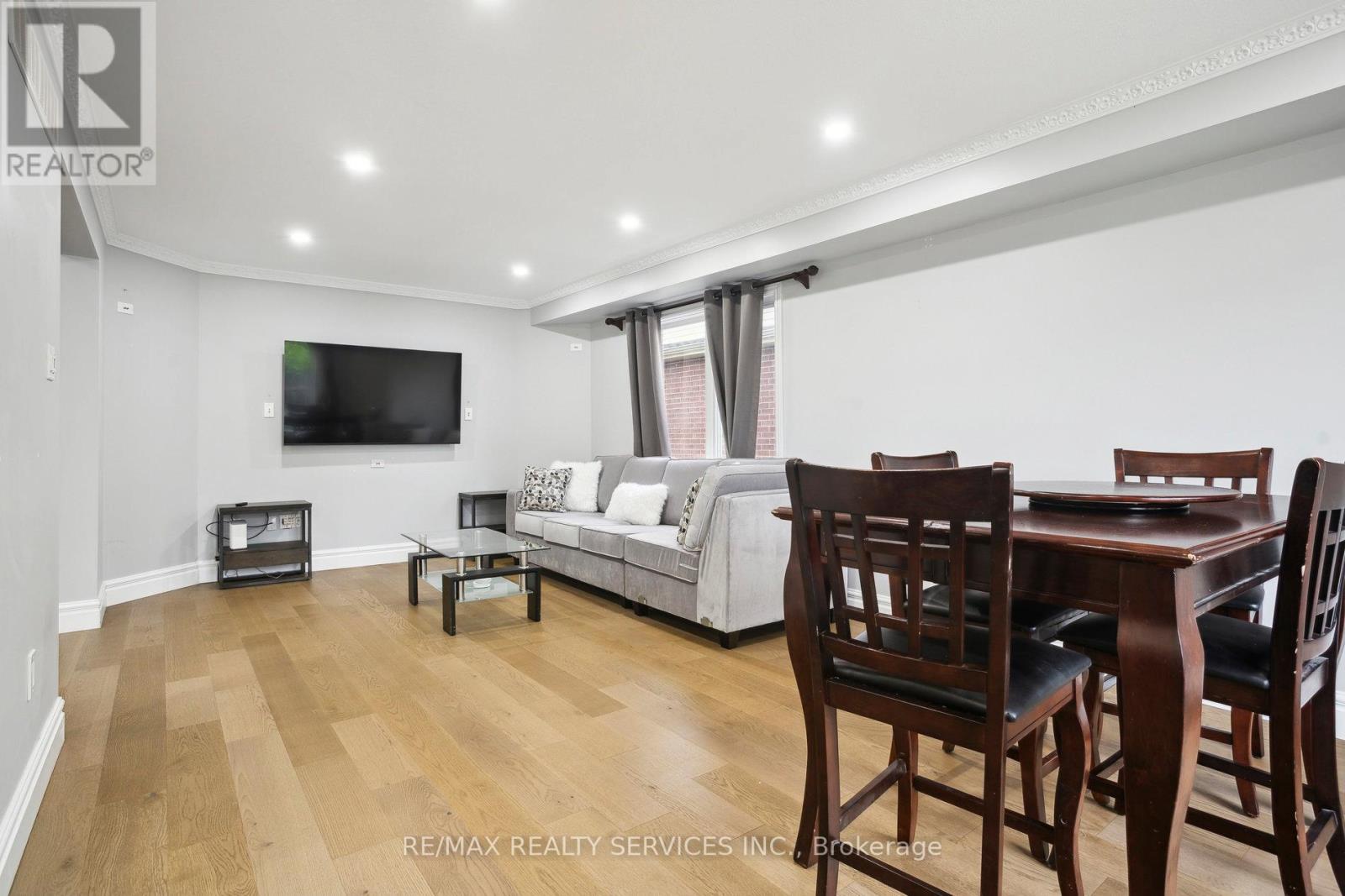1182 Silverfox Drive, London North, Ontario  N6G 0C8 - Photo 7 - X12315173