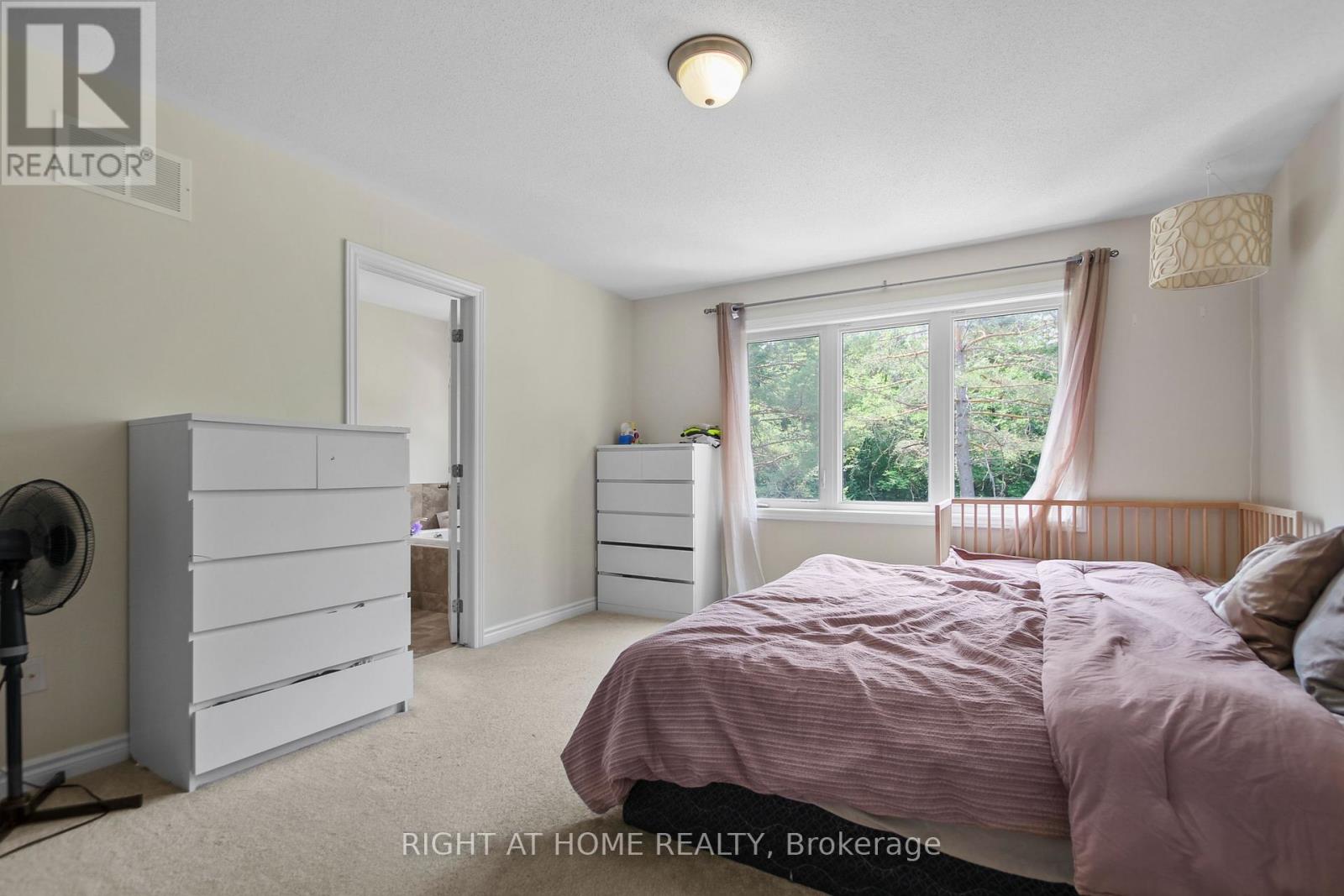 209 Hartsmere Drive, Ottawa, Ontario  K2S 0X8 - Photo 22 - X12315412