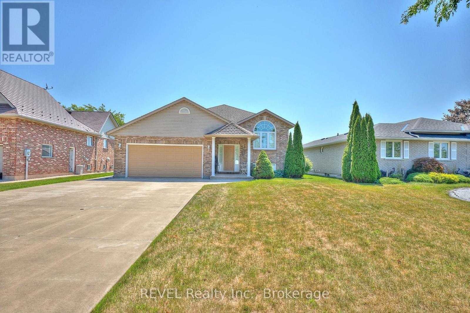 Property at 118 COLBECK DRIVE image 2