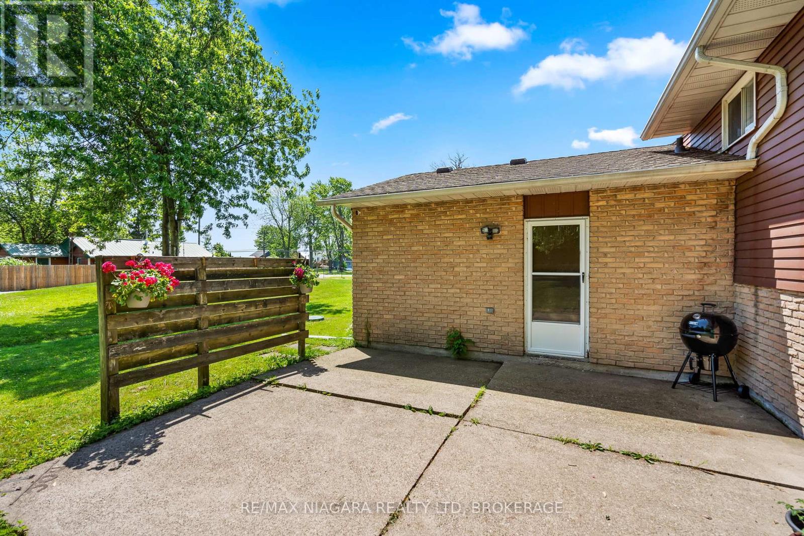 10960 Lakeshore Road, Wainfleet (Lakeshore), Ontario  L3K 5V4 - Photo 27 - X12315392