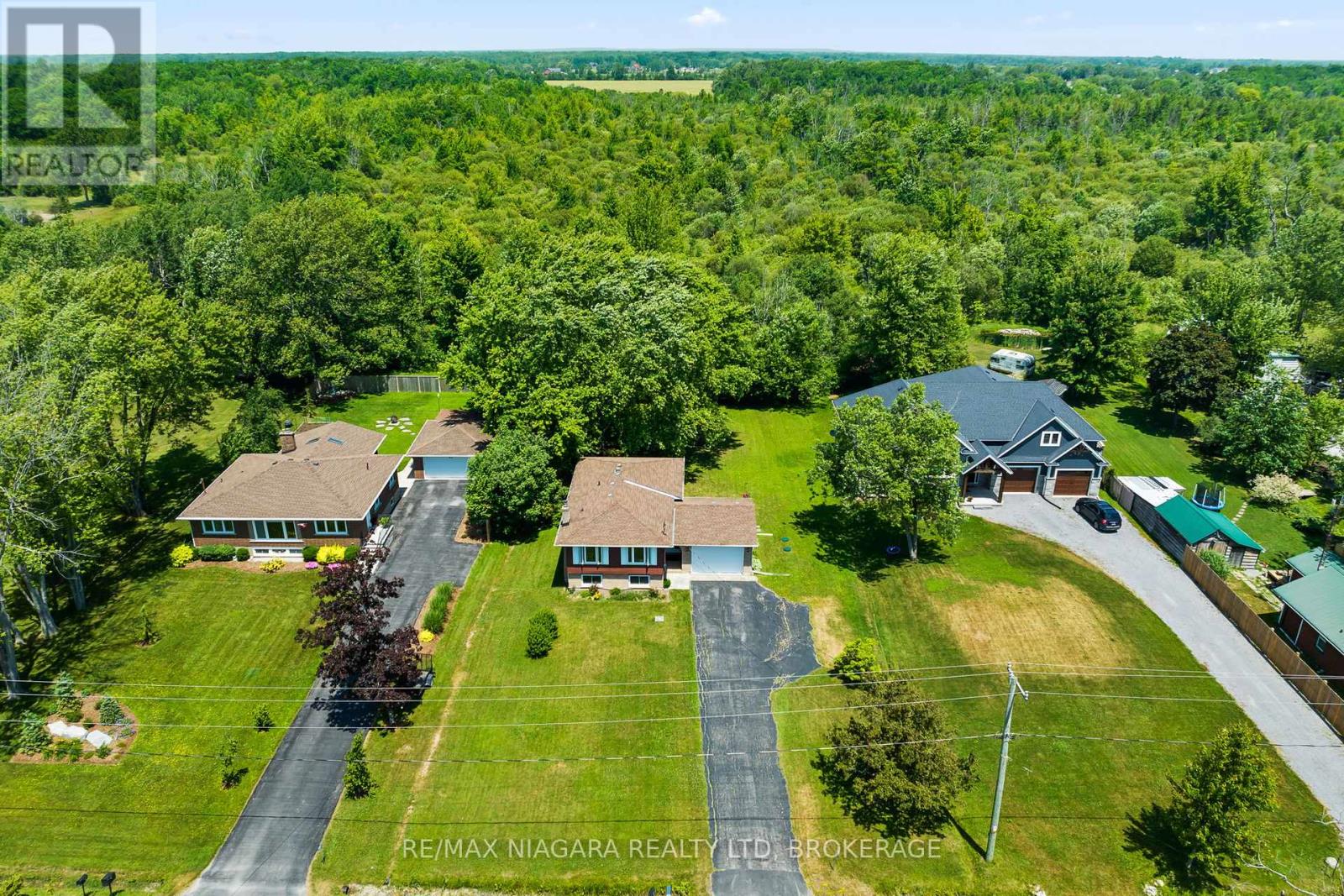 10960 Lakeshore Road, Wainfleet (Lakeshore), Ontario  L3K 5V4 - Photo 28 - X12315392