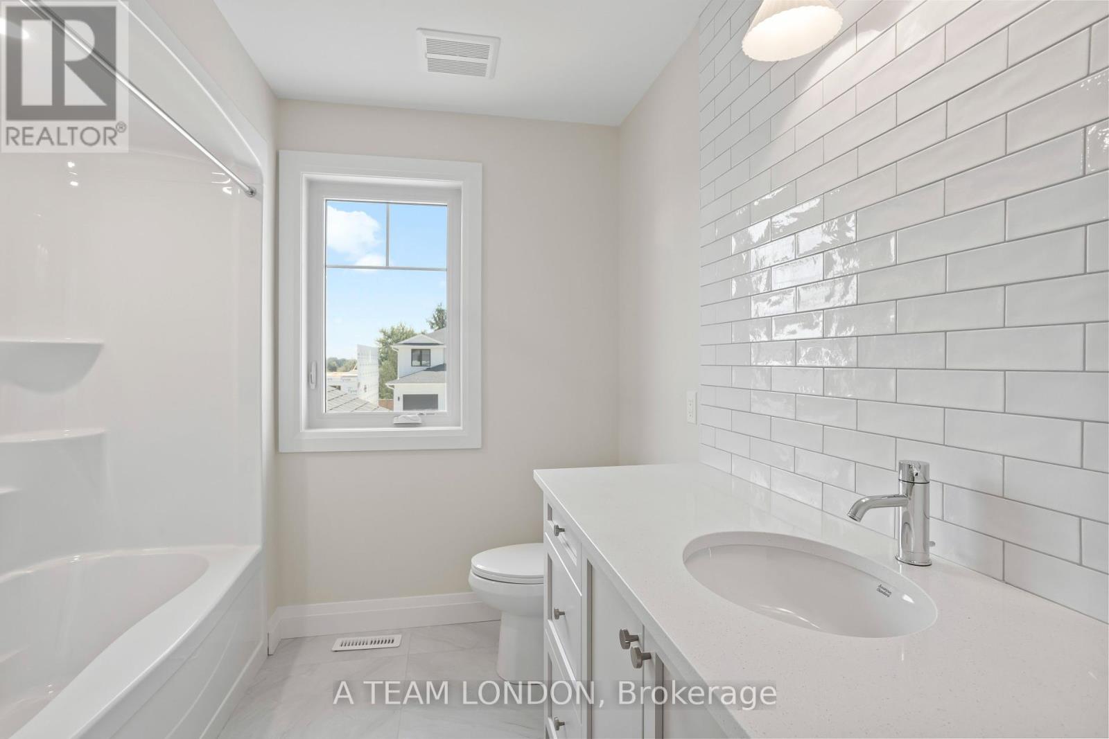 293 Ashford Street, Central Elgin, Ontario  N0L 1B0 - Photo 26 - X12260751