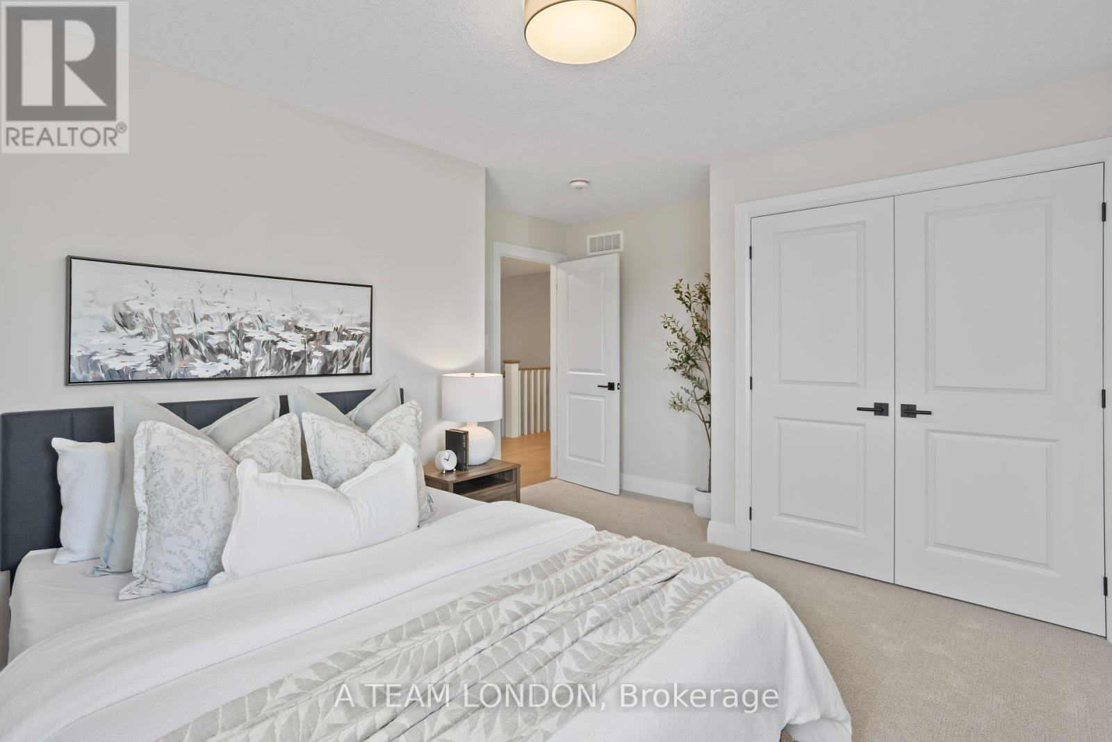 293 Ashford Street, Central Elgin, Ontario  N0L 1B0 - Photo 25 - X12260751