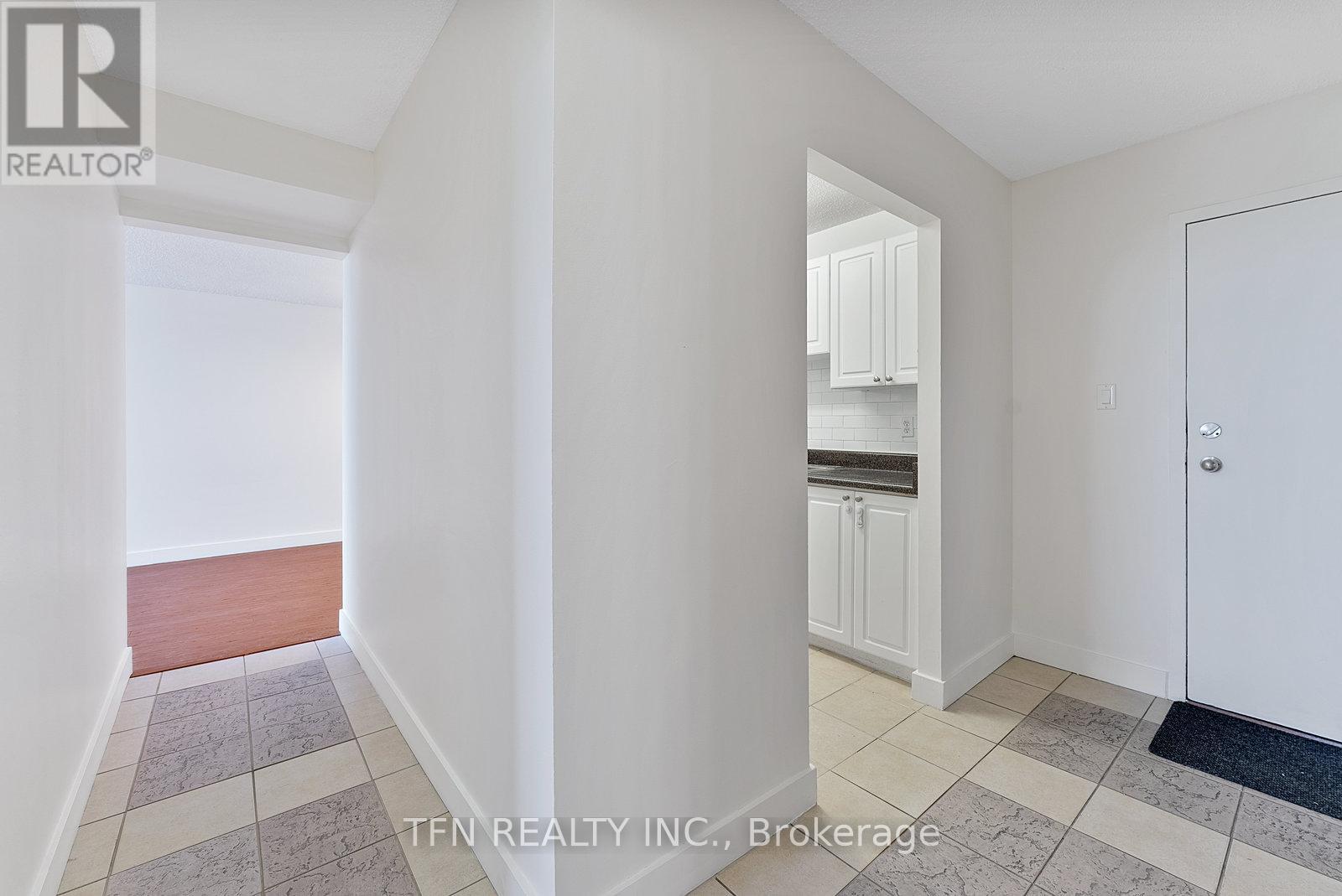 707 - 10330 Yonge Street W, Richmond Hill, Ontario  L4C 5N1 - Photo 11 - N12315248