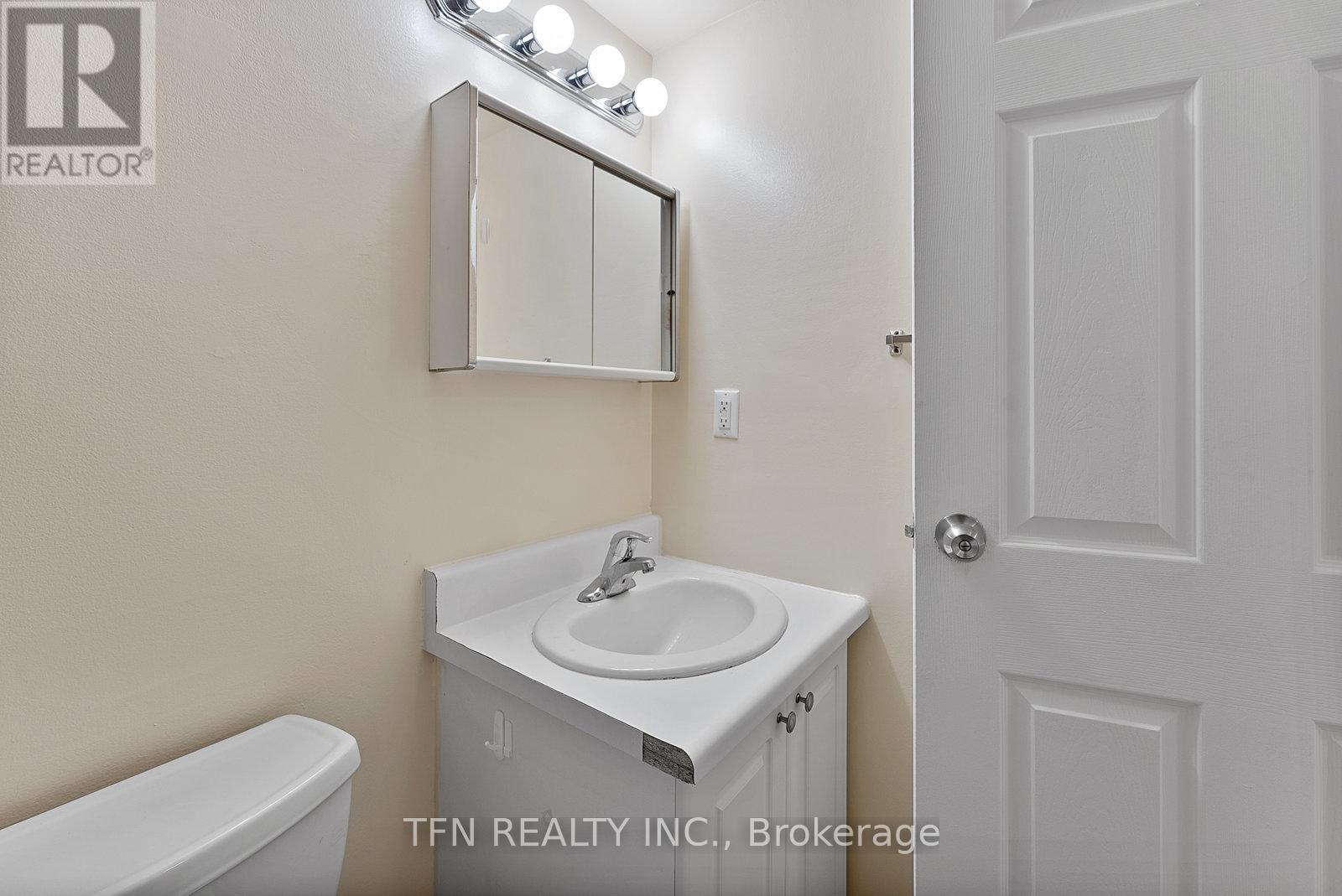 707 - 10330 Yonge Street W, Richmond Hill, Ontario  L4C 5N1 - Photo 34 - N12315248