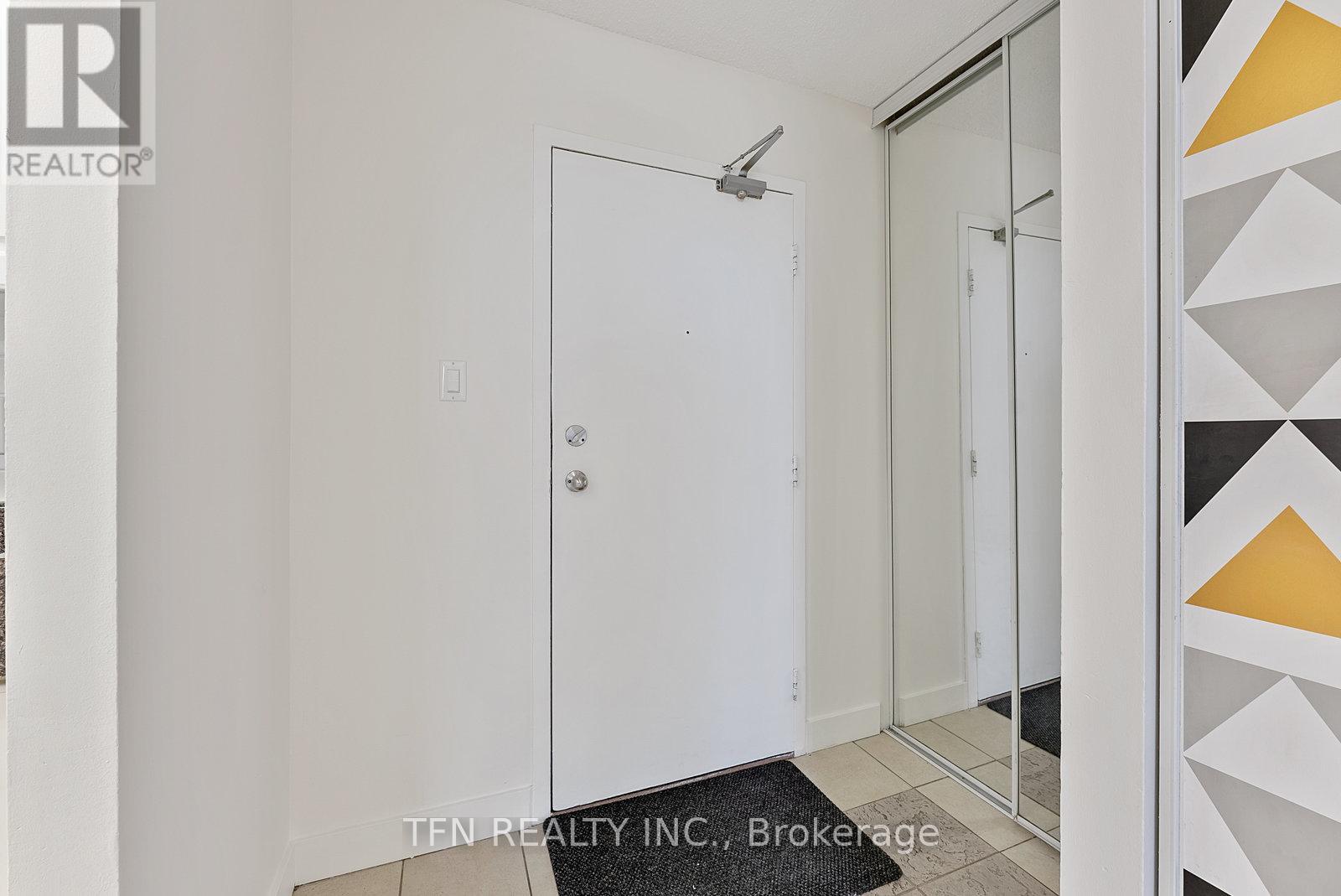 707 - 10330 Yonge Street W, Richmond Hill, Ontario  L4C 5N1 - Photo 9 - N12315248