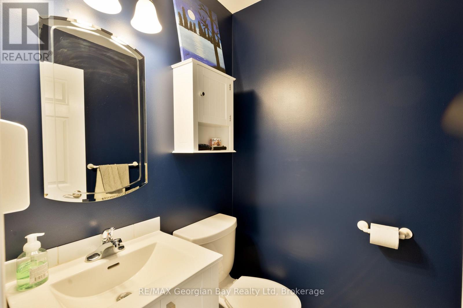 9 Copeland Street, Penetanguishene, Ontario  L9M 1K3 - Photo 13 - S12315381