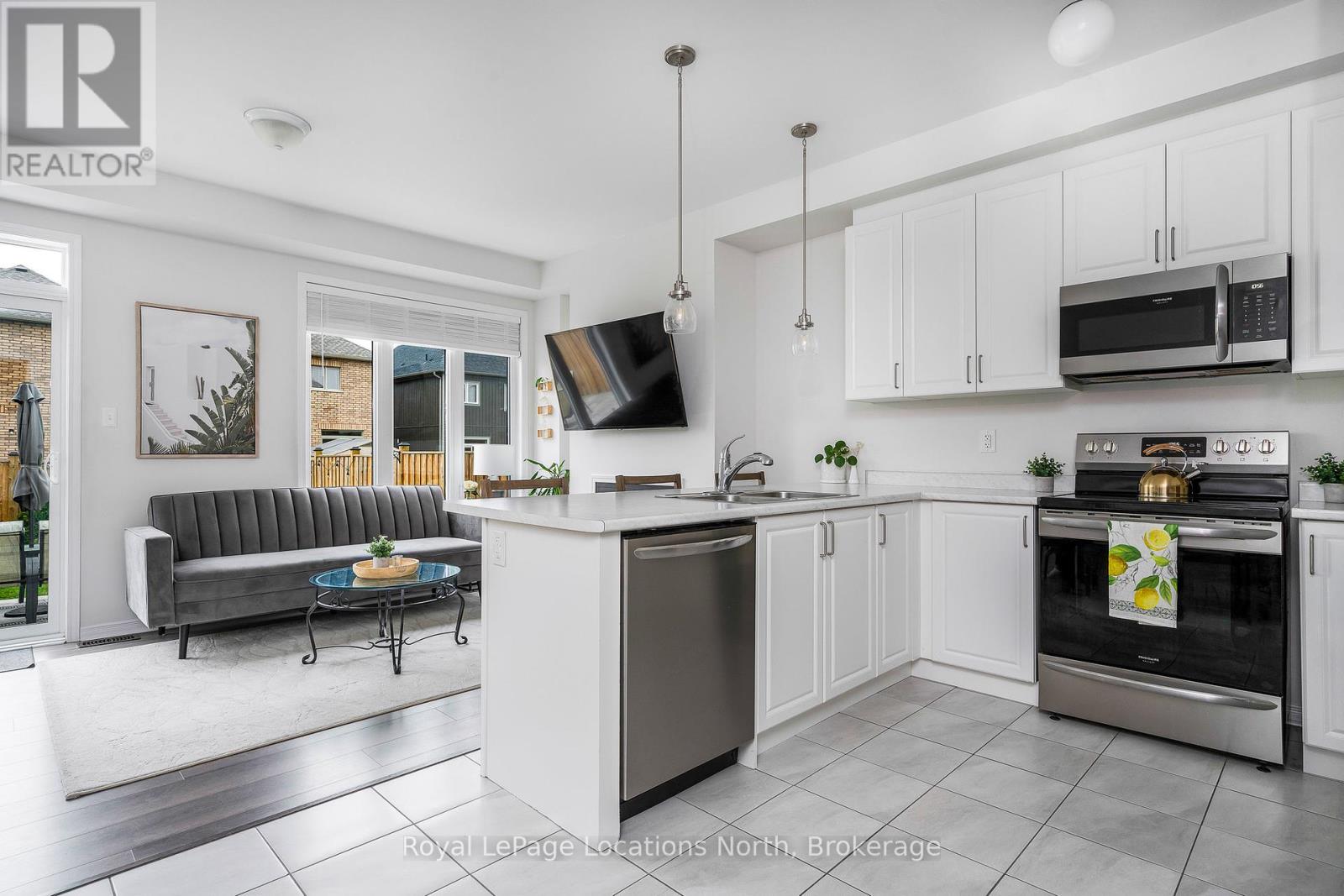 14 Bailey Street, Collingwood, Ontario  L9Y 3W8 - Photo 9 - S12315415