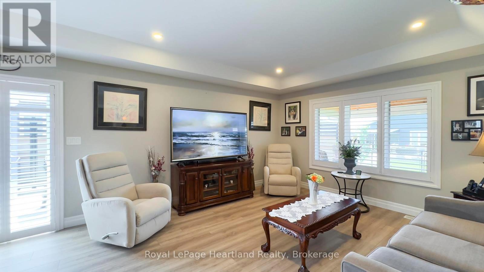85 Huron Heights Drive, Ashfield-Colborne-Wawanosh, Ontario  N7A 0C1 - Photo 17 - X12315385