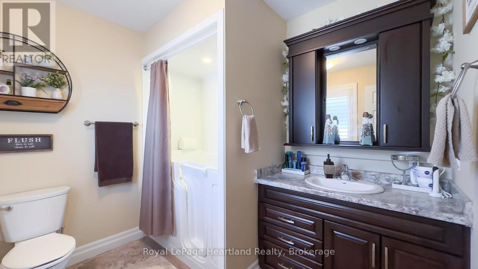 85 Huron Heights Drive, Ashfield-Colborne-Wawanosh, Ontario  N7A 0C1 - Photo 32 - X12315385