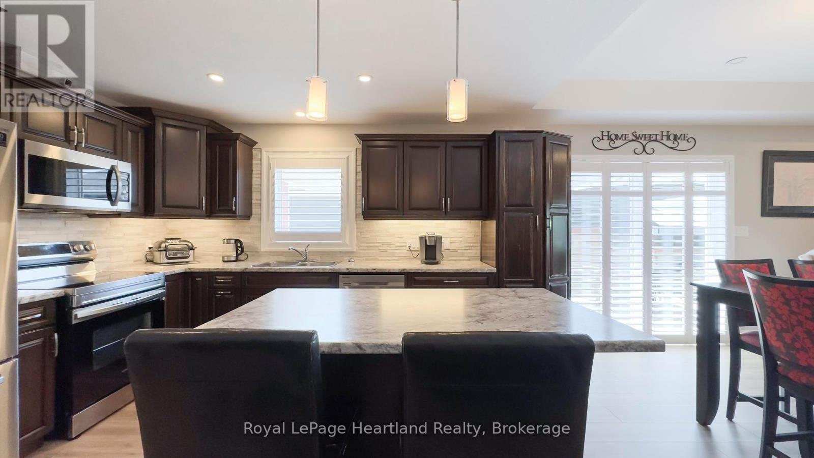85 Huron Heights Drive, Ashfield-Colborne-Wawanosh, Ontario  N7A 0C1 - Photo 8 - X12315385