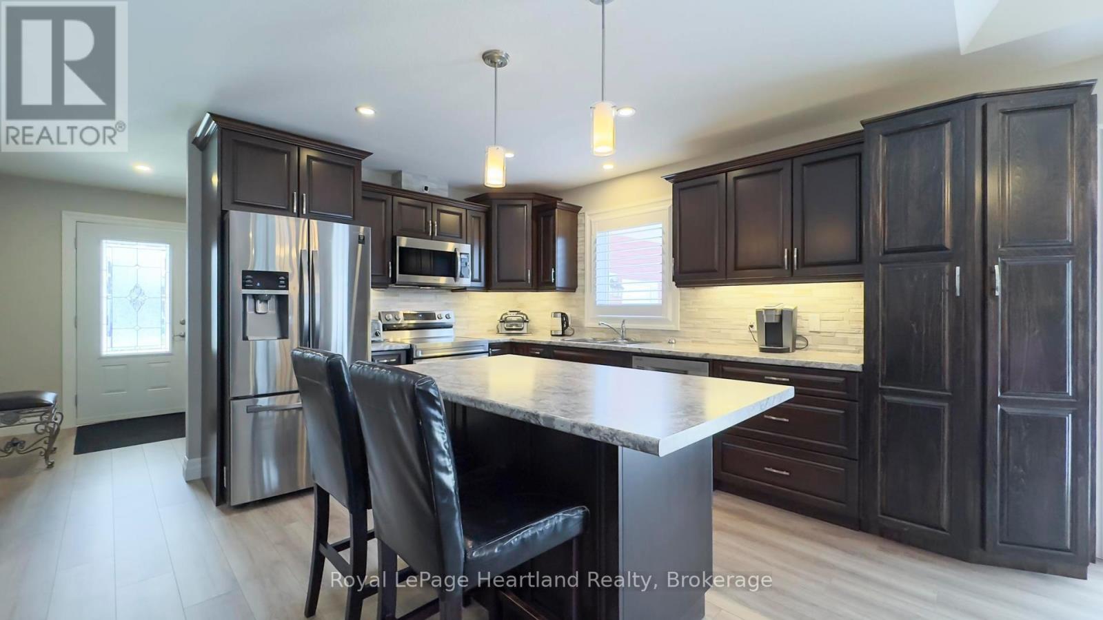 85 Huron Heights Drive, Ashfield-Colborne-Wawanosh, Ontario  N7A 0C1 - Photo 9 - X12315385
