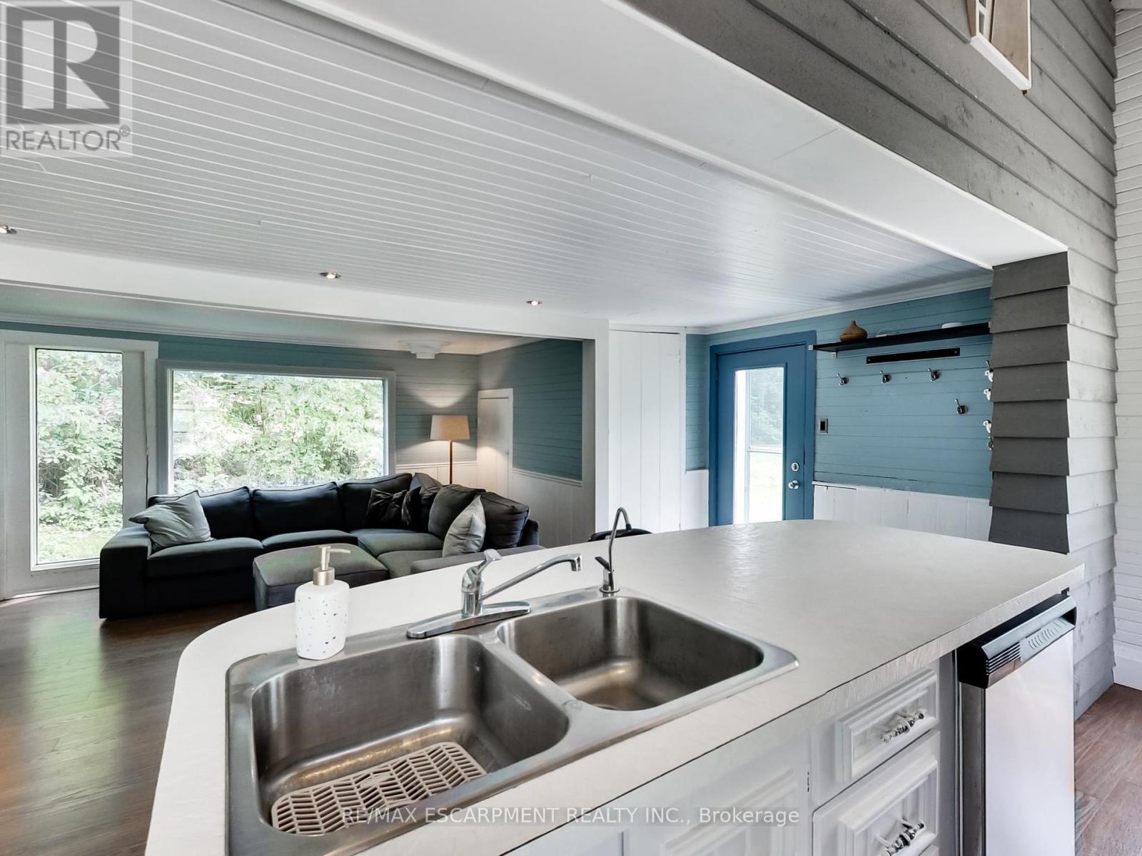 6142 Guelph Line, Burlington, Ontario  L7P 0A4 - Photo 10 - W12315272